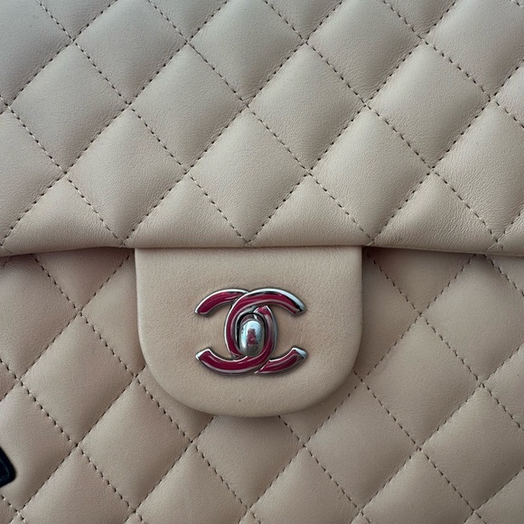 CHANEL Beige Matelasse Cambone Line Shoulder Bag - Picture 5 of 13